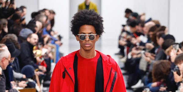 The Sensations of Urban Life at Issey Miyake | Fashion Show Review, Menswear – Autumn 2018