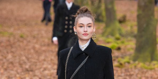 The Lure of Melancholy at Chanel | Fashion Show Review, Ready-to-Wear – Autumn 2018