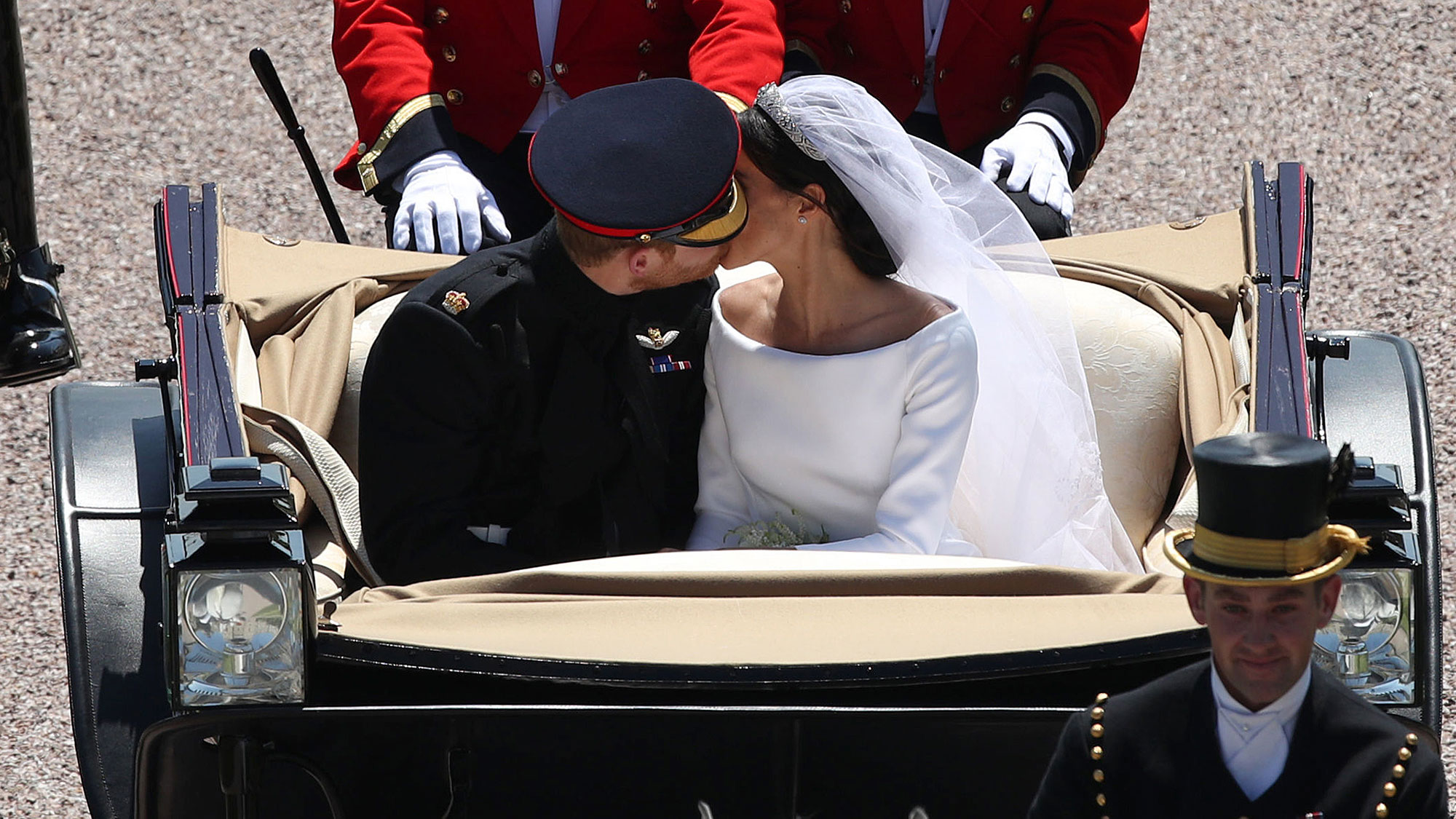 This is apparently why Meghan Markle’s wedding dress didn’t fit